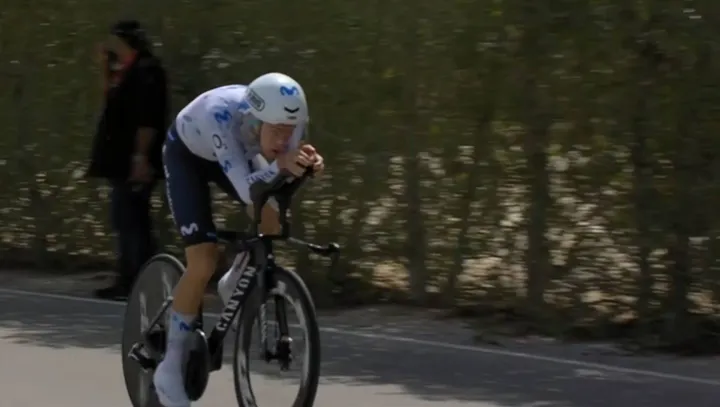 Pablo Castrillo, en la contrarreloj del UAE Tour 2026.