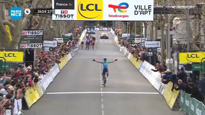 Harold Tejada ganó la etapa 5 de la París-Niza 2026.