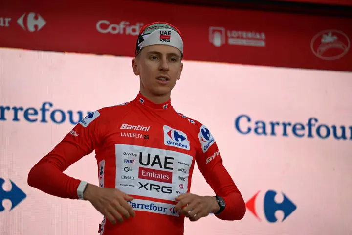 Tadej Pogacar lidera la Vuelta a España tras dos etapas
