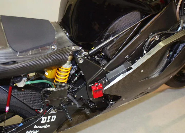 2003 yamaha yzr m1 prototype 03