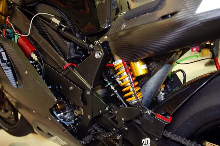 2003 yamaha yzr m1 prototype 04