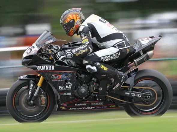 Michael van der Mark il pi&ugrave; veloce del trio HARC-PRO Honda