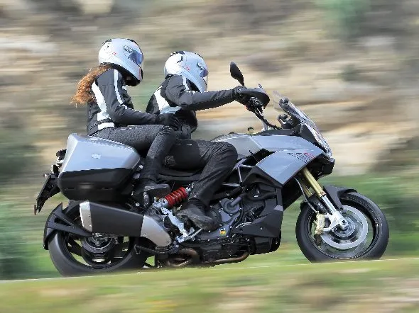 aprilia caponord 1200 2