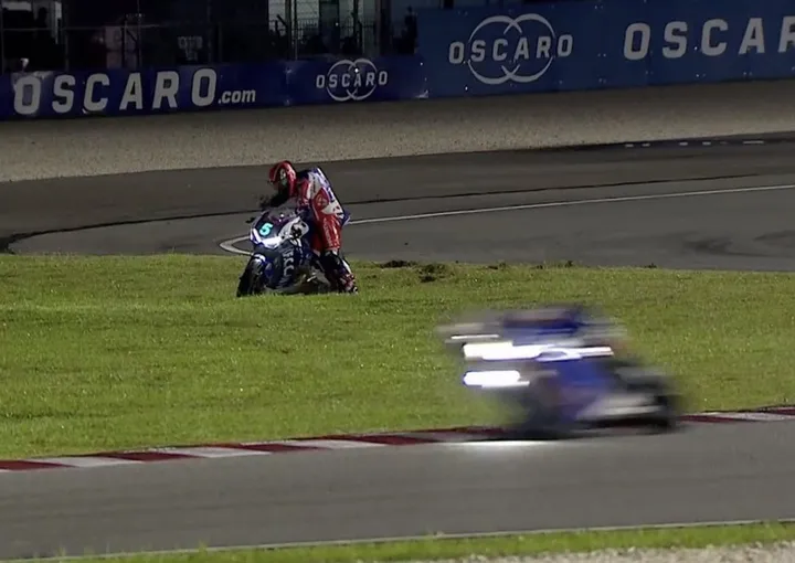 Live, 8 Ore Sepang