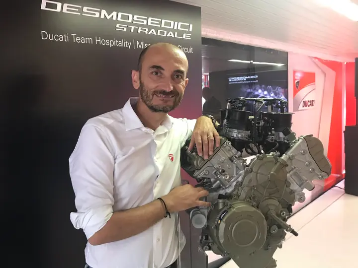 cover desmosedici