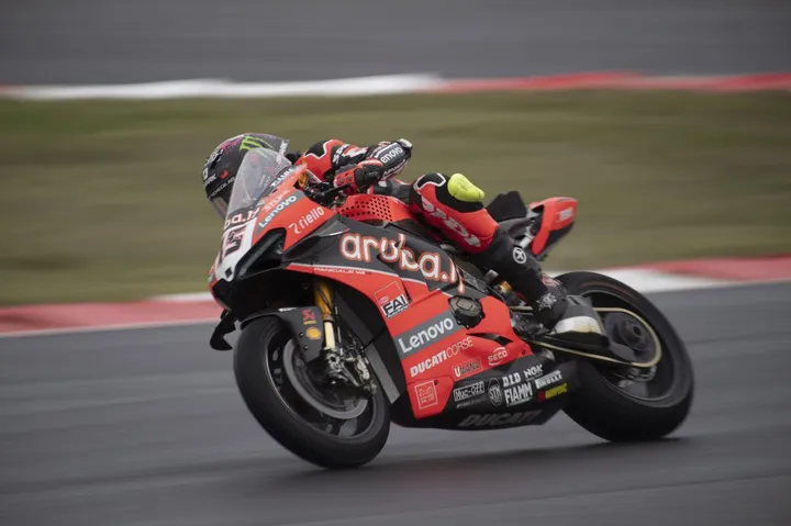 Superbike Panigale V4R