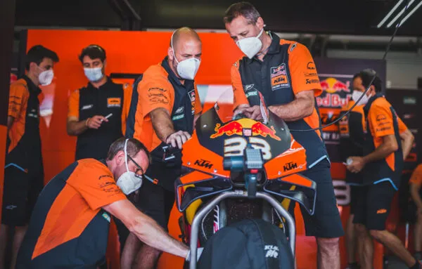 ktm mechanics 6 600x383