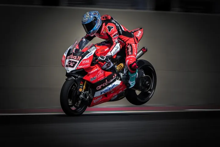 r11 melandri villicum fp4 07 uc68247 low e1539500210167