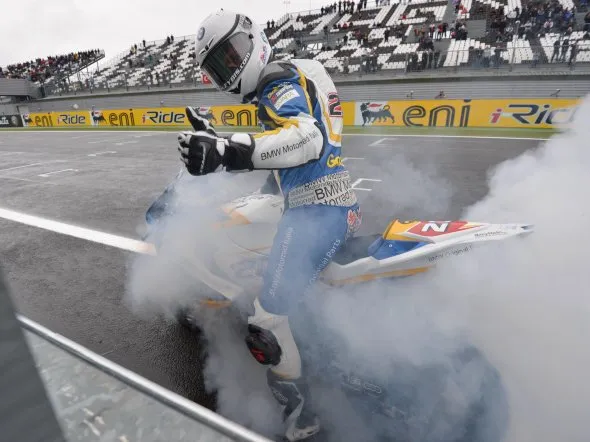 Niki Tuuli a Magny Cours. 