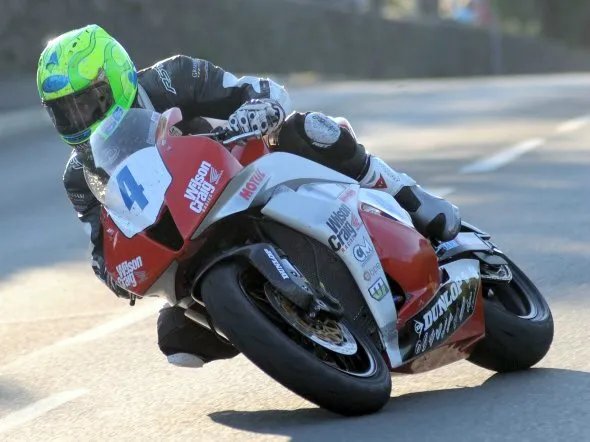 Michele Pirro in pista a Valllelunga vince il round 11 del Campionato italiano velocit&agrave;, 7 ottobre 2017