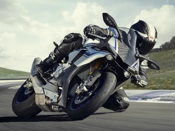 yamaha yzf r1m 2
