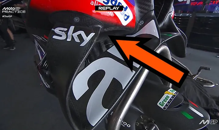 Airflow exit path outside rider’s arms