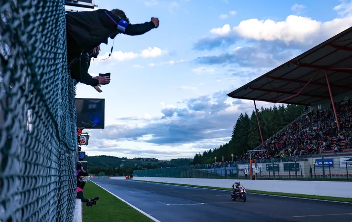 8 ore Spa: BMW trionfa nella seconda tappa del Mondiale Endurance