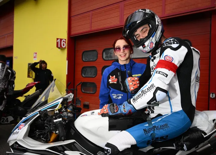 Max Sontacchi pilota e team manager senza barriere