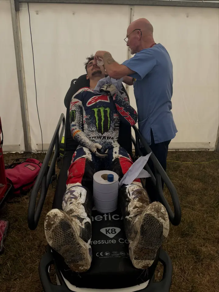 Tim Gajser after eye treatment due to plastic shards in his goggles