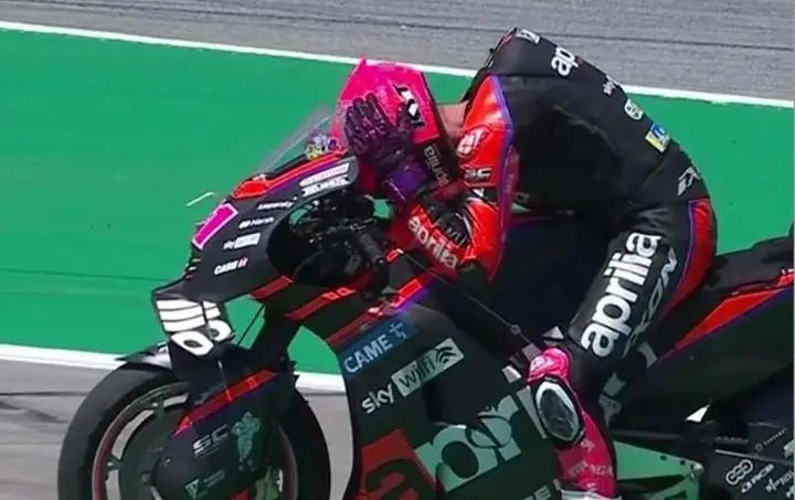 Errori di contagiri: Aleix Espargaro a Jerez 2022