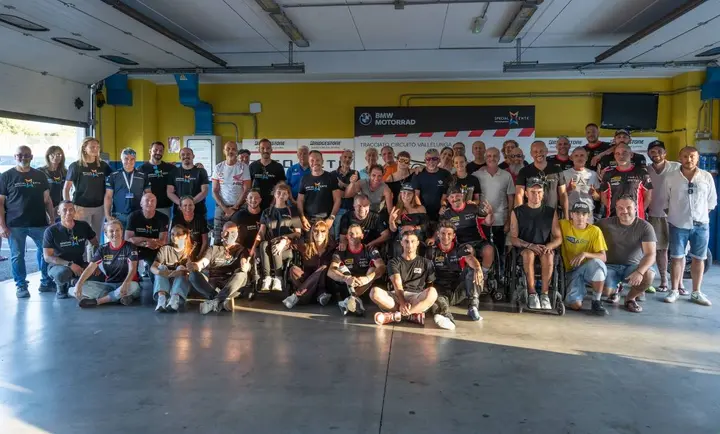 Di.Di foto di famiglia a Vallelunga
