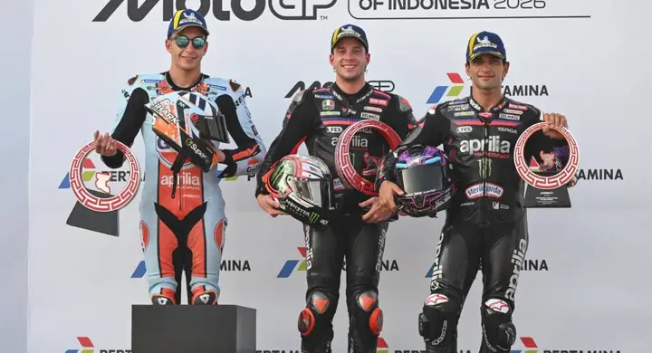MotoGP Indonesia: il podio con Fernandez, Bezzecchi e Martin