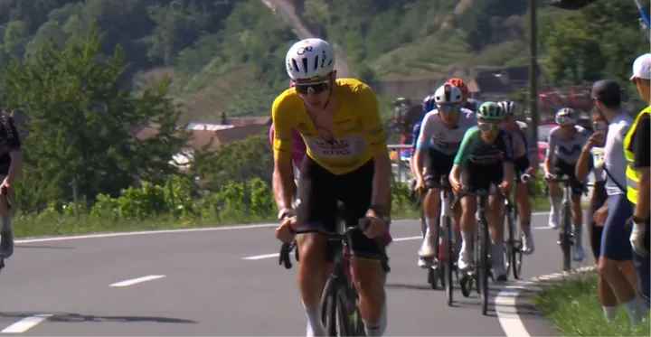 The moment Tadej Pogacar launched his attack, with Richard Carapaz glued to his wheel.