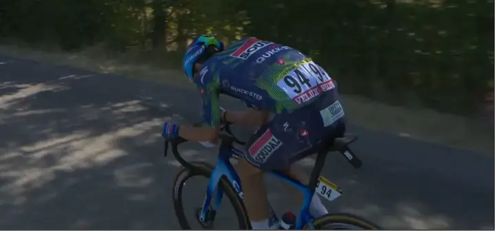 Jasper Stuyven launched a daring solo attack and was only caught by the sprinters' group in the closing kilometres of the stage.