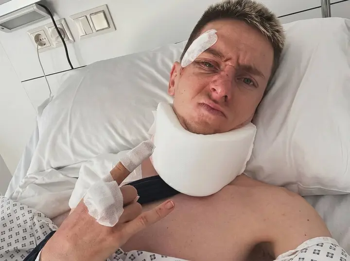 Tadej Pogacar reappears after his crash at La Vuelta