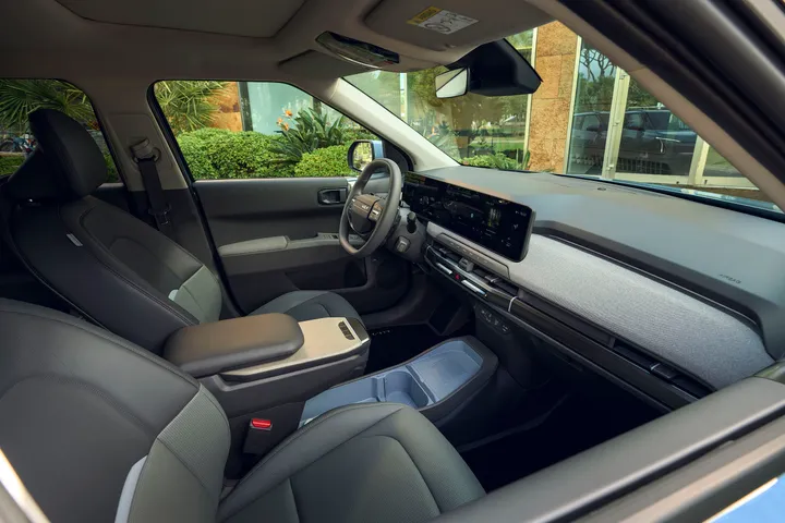 kia ev3 baseline frost blue interior hires 00378