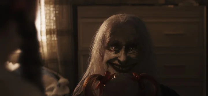 the conjuring last rites st 1 jpg sd low 2025 warner bros entertainment inc all rights reserved photo credit giles keyte