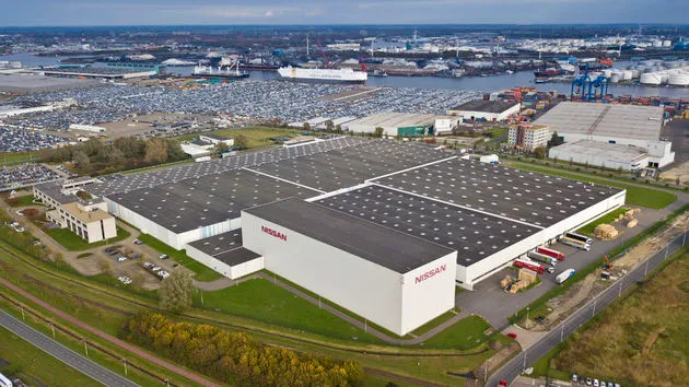 02-nissan-realiseert-grootste-collectieve-zonnedak-van-nederland