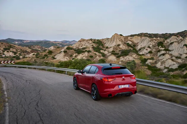 02 stelvio