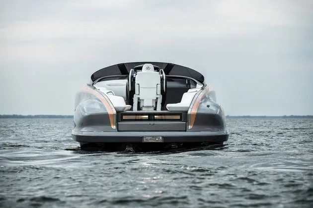 08-Lexus-Sport-Yacht