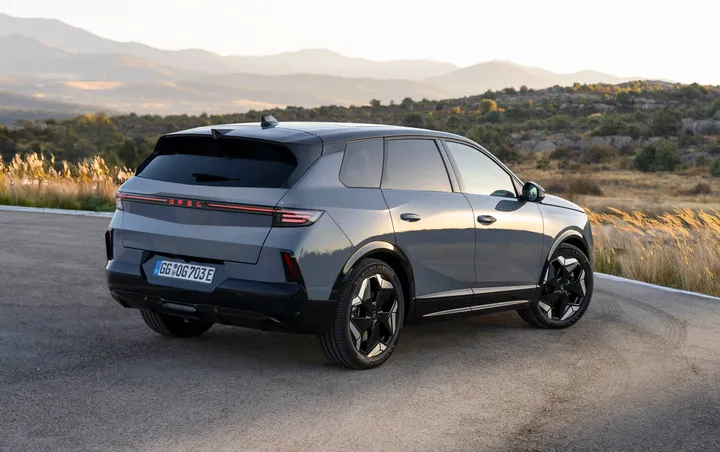 12_Opel_528924