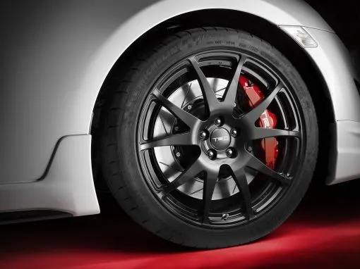 1304-10-gt86-trd.jpg