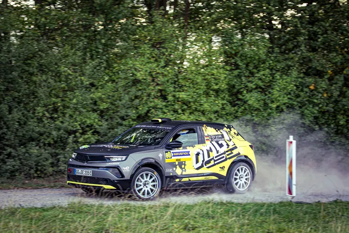 21_Opel_528853
