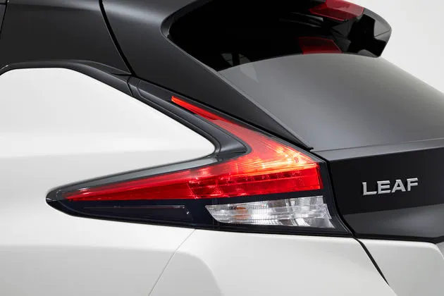 5_Nieuwe-Nissan-LEAF-geeft-elektrisch-rijden-een-nieuwe-lading
