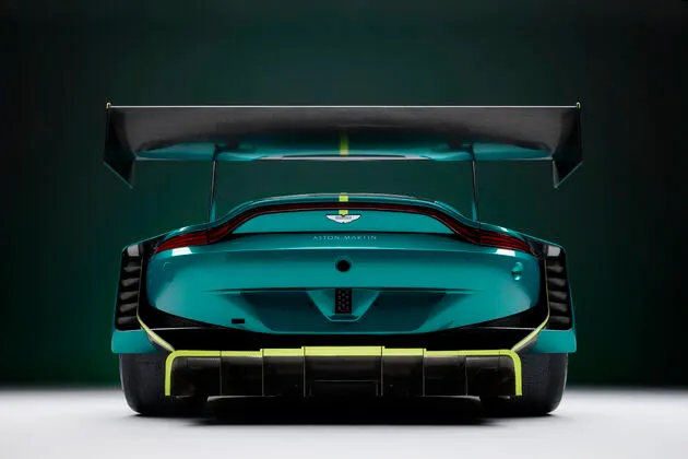 AstonMartinVantageGT3_04