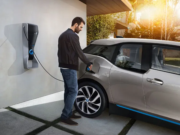 bmw-i-charged