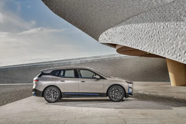 BMW_iX_2021_01
