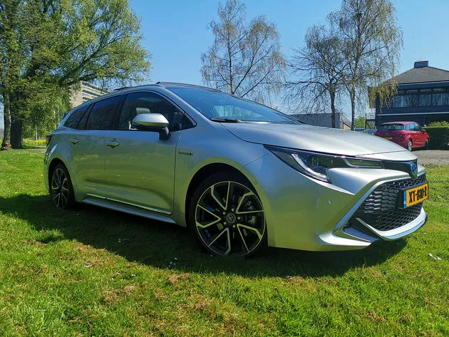 corolla green