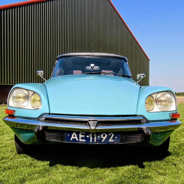 Electric Citroen DSla - 34 of 55