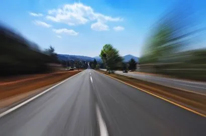 engeland-gaat-zelfrijdende-auto-s-testen.jpg