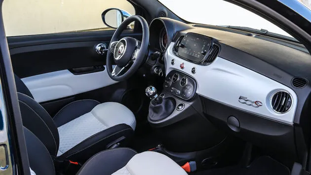 Fiat 500 interieur