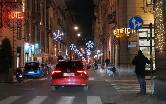 Nachtelijk ritje door Turijn tijdens de Luci d\u2019Artista
