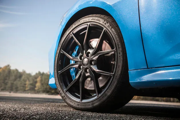 Ford Focus RS 124