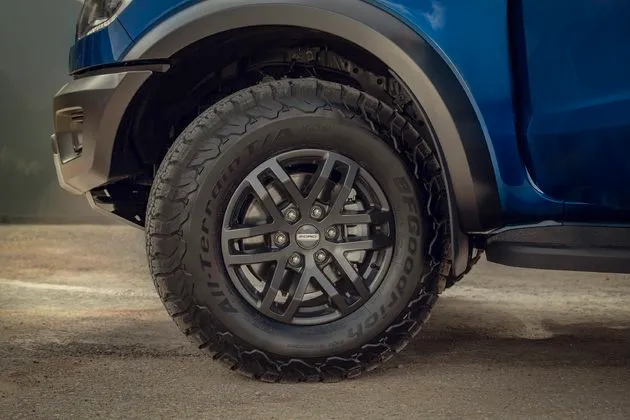 FORD_RANGER_RAPTOR-02
