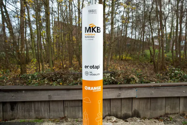 Laadpaal van Orange Charging.