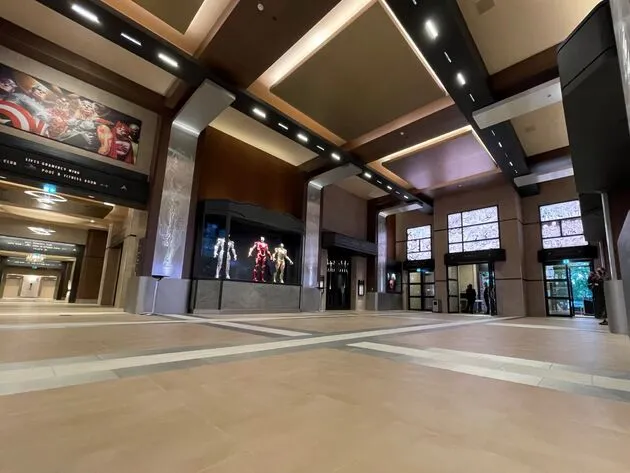 HotelNewYorkLobby