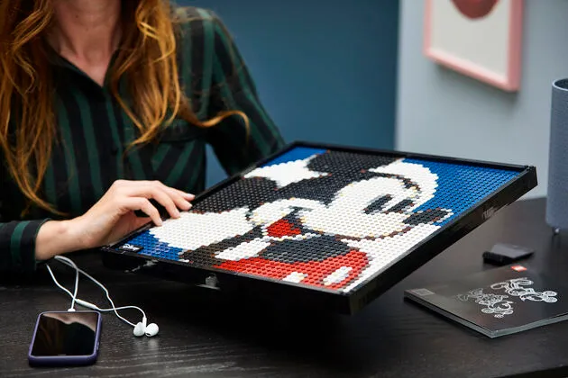 LEGO Art Disney`s Mickey Mouse set