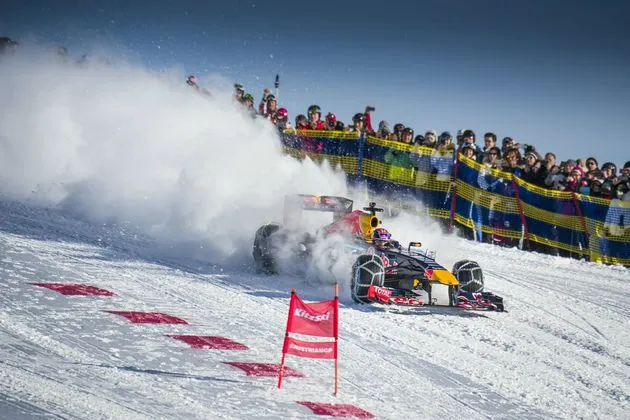 Max-Redbull-00317