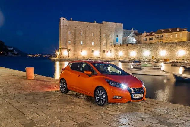 Micra_Orange_271
