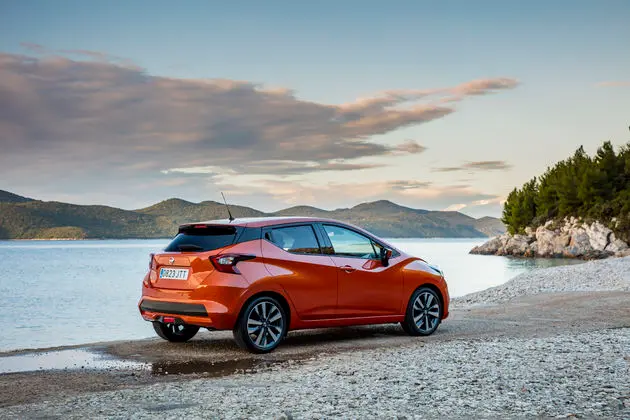 Micra_Orange_277